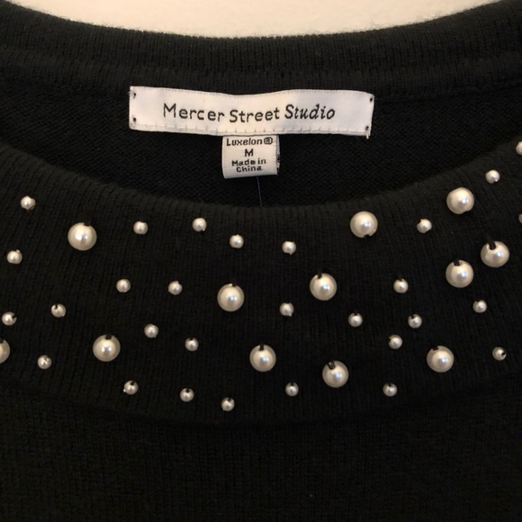 NWT - Mercer Street Studio Top - Picture 3 of 4